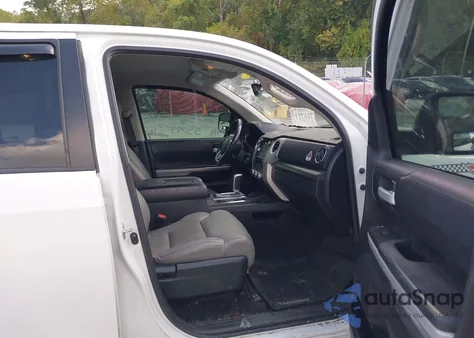 2021 Toyota Tundra Sr5 из США, поврежденный, VIN 5TFDY5F14MX986511